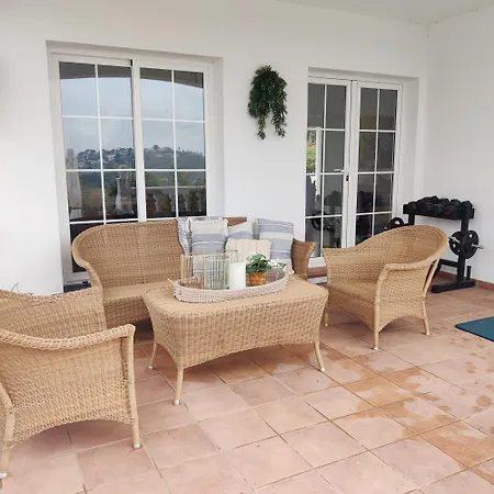 Villa Charming Mansion - Pool - Patio - 5 Bedrooms *