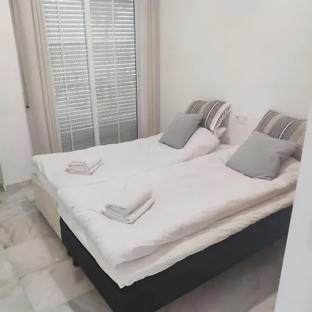 Charming Mansion - Pool - Patio - 5 Bedrooms Santa Fe de los Boliches
